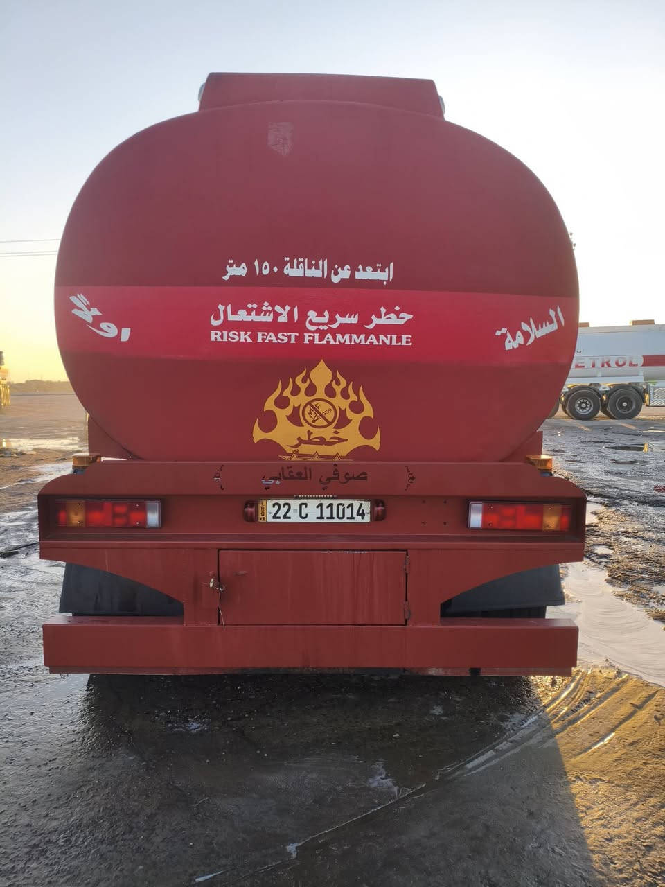 البيع فالفو 2002دكتوره وراقهه كامله شاصي ومكينه وكير وكسل مكفول رقمي البيع    ***********
