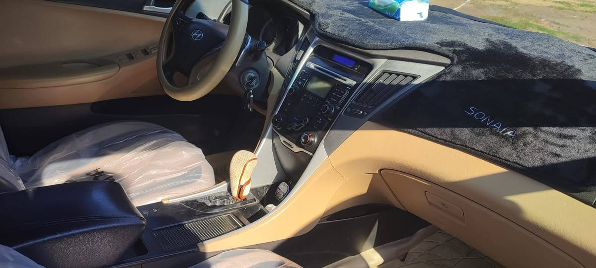 سوناتا موديل 13خليجي رقم بابل انكليزي بسمي  مكفوله كفاله عامه فقط الي بل سونار اشاير تحكم ستيرن مكينه 2400دوش هزه جديده سنويه جديده لل30
سعرها 135وبيها مجال مكان بابل ***********
