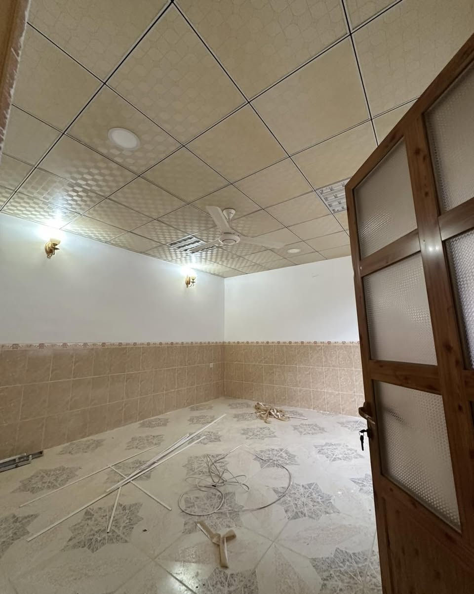 سەرەتا بەناوی خودا 
کۆدی/10910
خانوو بۆ فرۆشتن"یان گۆڕینەوە بە موڵکی تر  
📍ناونیشان/ پشت  مزگەوتی فەجر"نزیک مارکێتی بەرەکەت
📐ڕوبەر / 100 مەتر
📏پێشی/ 10 بە 10
🛣️شەقامی/ 15 مەتر
🌕 ڕوو / گۆیژە
🏗️پێکهاتوەلە/ 1 نهۆم  
نهۆمی یەکەم  ( میوان + متبخ + مشتملات + 1نوستن + 2ژوری ژێرزەمین ) 

تێبینی ( خانوەکە لەشوێنێکی زۆر خۆش دایە نزیک مزگەوت و قوتاب خانە و خەتی پاس  و مارکێت )
ئاڵو گۆڕ دەکات لەگەڵ موڵكی تر"شوقە+خانوو "زەوی "باخ
ــــــــــــــــــــــ
🖊️/ بۆ زانینی نرخ  کۆمێنت بکە 
ــــــــــــــــــــــــ
بۆ پەیوەندی📞
☎️***********
☎️***********
ـــــــــــــــــــــــــــ
تۆی بەڕێز موڵکت هەیە دەتەوێت بیفڕۆشیت یان بیدەیت بەکرێ زانیاریەکانمان بۆ بنێرە هاوکارتان دەبین 
‏‎*********** ☎️واتس ئاپ"فایبەر 
‏‎یان سەردانی نوسینگەی(جوانی موڵك)بكەن
‏‎ناونیشان"ئیبراهیم ئەحمەد"بەرامبەر دیلان سیتی
