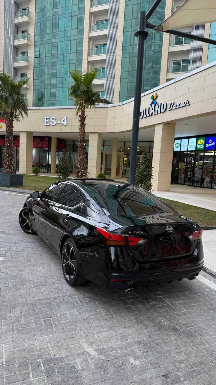 Nissan Altima SR PLUS awd
*********** 
فولل مواسەفەت تەنها سندوقی بۆیاخە لەگەل دوو جێ pdr  بێ ئێرباگ کەمەک ژۆرێی گرتیە  ١٦ هەزار ڕۆیشتیە جاهیزە هیچ مەسرەفی تێدانیە  هەموو شتی بەشەرتە  167$ مەجالەکی زۆر کەم 

1N4BL4CWORN363704

*********** أربيل, العراق
