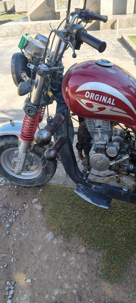 سلام عليكم ستوتا اورجنال دبل اكسن بودي كبير موديل 2022 للبيع السعر 1350المكان القيارة الجدعه  ستفسار اكثر تصال ***********
