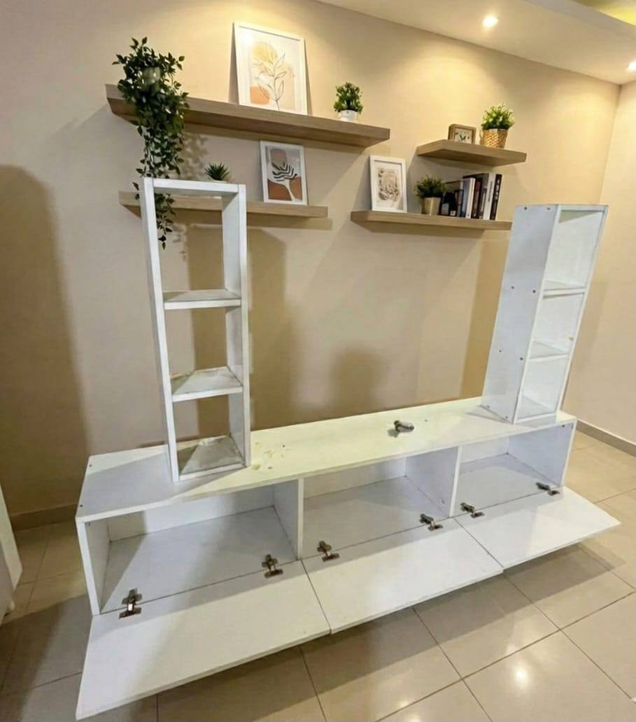 السلام عليكم ميز ابيض ب١٢٥
والمرمر ١٠٠ 
المكان الشعب
***********
