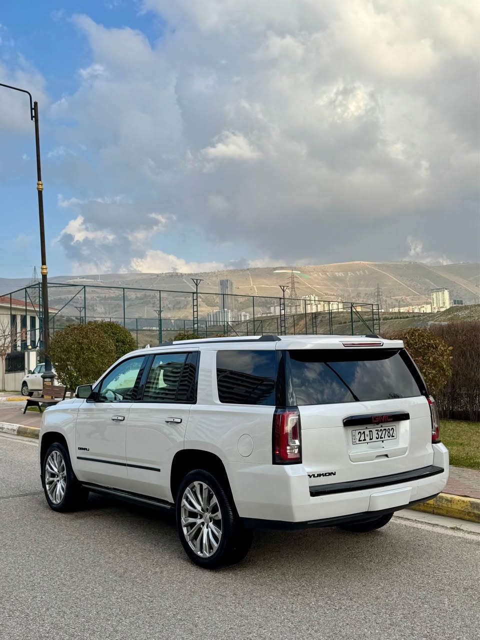 بسم الله الرحمن الرحيم  

🔴  سعر  سارة  335  💵 تلفون    3600 155 0770  ☎️

🔴  جيمسى    فولل فول  مواسفات  نهايية  🖐️ 

🔴 موديل  2017   /  سيارة جاهزه من كلشى 📦📦

🔴 سياره   بس جملغ سايق امامى  صبوغ  بدون زربة شرط 🖐️

🔴 كير و محريك و صدر  كلة  مضبوطة  شرط كفالة بدون فتح

🔴 سنوى   بسمى   كلة  جديدة  👍

🔴   مواصفات  فولل فول
{ داتاشو - فتحه - بصمة - كاميرا - حساس - ستيرن كهربائى
 - داخل بيجى - دوسات كهربائى - كشنات تبريد و تدفية 
 - ديفيدي - فورويل - شحن لاستيكى :بعد بى هواية مواصفات }
-----------------------------------------------------

🔴  سعر        335  💵
🔴  مكان      سليمانية  🌇
🔴  رقم       3600 155 0770 ☎️
----------------------------------------------------- بغداد, العراق


**إذا كنت صاحب هذا الإعلان وتريد حذفه لأي سبب، رجاءا أرسل رسالة إلى الدعم الفني**