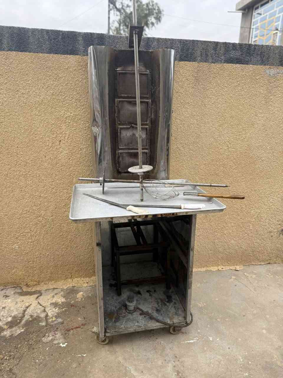 للبيع كلمن وسعره
***********
