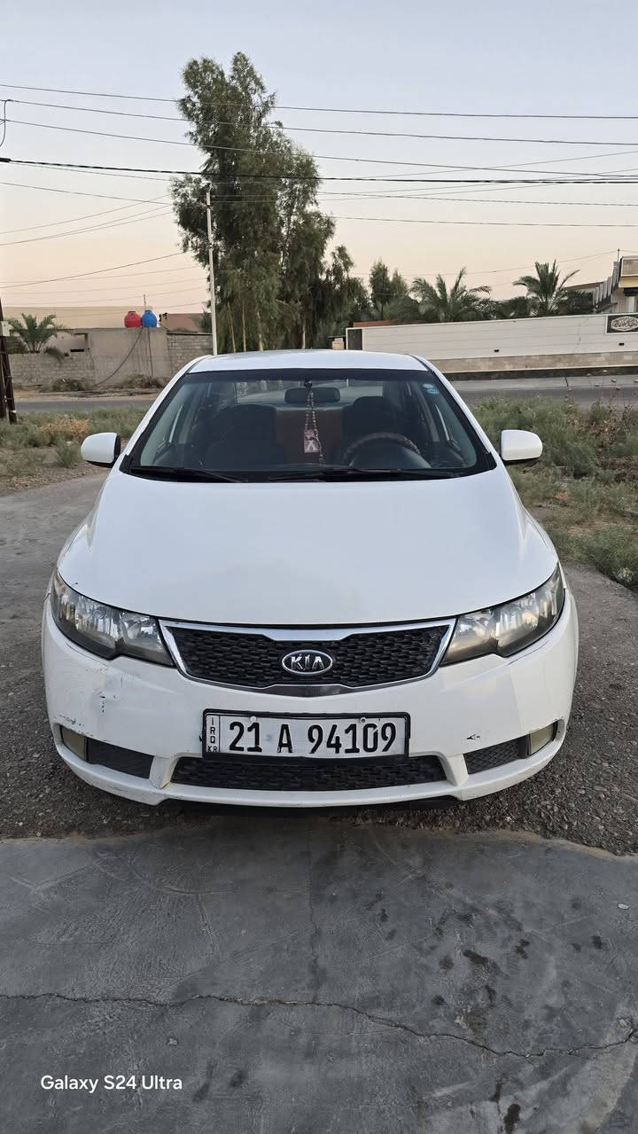 السلام عليكم كيا سيراتو موديل ١١
رقم سليمانية كير عادي ٦ كير 
سنوية لل ٢٧ 
محرك ١٦ 
سونار مرفق بالمنشور 
السعر ٩٠ وبيها مجال 
اذا اكو مراوس كورلا موديل ١٧ او ١٨ شمالي 
مكاني ديالى الوجيهيه ***********
