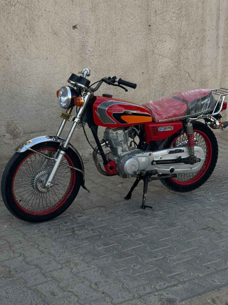 السلام عليكم سعر 450 اوراق سكنر دراجه نامه 2022 دراجه ماليه اي نقص  من مكينه وكهربائيات كله
غراضه جديد اي نقص ما بيه مكينه حلو وجديده بصمه وشلعه
الدراجه جديده مثل ما تشوفون بالصور أوراقه اسكنر السعر 450وبيه مجال
اي اختلاف عن الصور لا تشتري
صوره جديده الدراجه هيج نظافه
مكاني بالنجف
مكفوله مكينه وشاصي مابيه اي نقص 
رقمي بي واتساب ما متواجد بالفيس
***********
السلام عليكم سعر 450 اوراق سكنر دراجه نامه 2022 دراجه ماليه اي نقص  من مكينه وكهربائيات كله
