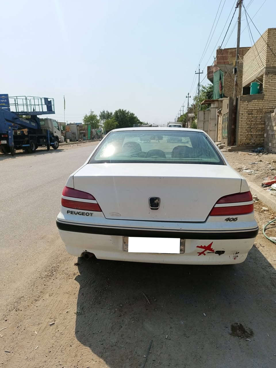 للبيع بيجو 406 فرنسي موديل 2001
 رقم بغداد صدامي كير أوتوماتيك محور كورولا 1600 صدر جديد المكينة بيها بخار والسعر مناسب جداً 26 ومن الله التوفيق للجميع 
المكان / بغداد /نهاية حي اور 
 للاستفسار: ***********
