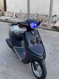 بوتين للبيع شرط مامفتوح بس قبغ هندر سعر600 بي مجال 07508463678