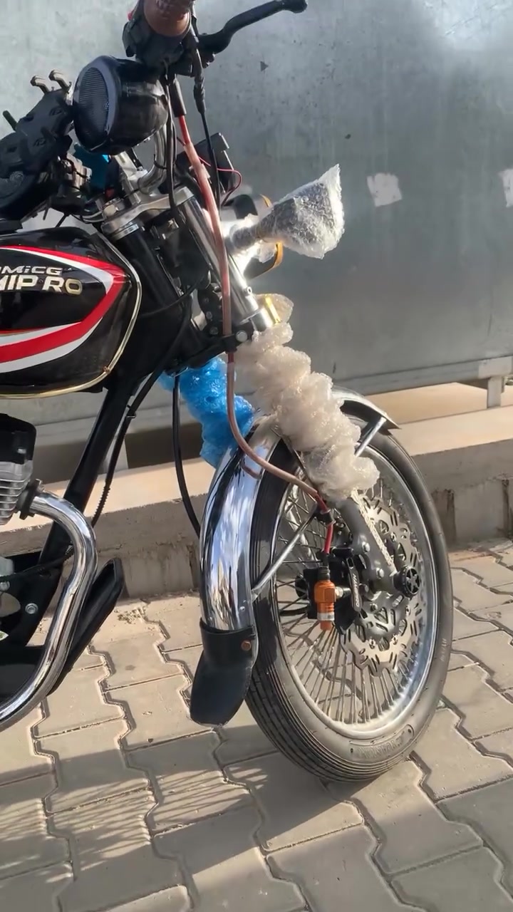 ئەم ماتۆرە نەزارەم
هەیە بۆ سرۆشتن هەموگیانی بە شەرتە ٢٥٠ مەسرەفی تیا نیە مەکینەی بورخی با نەدراوە هەموو لۆکە name t pro 2026 بۆ سعر نەمە بنیرر ***********
