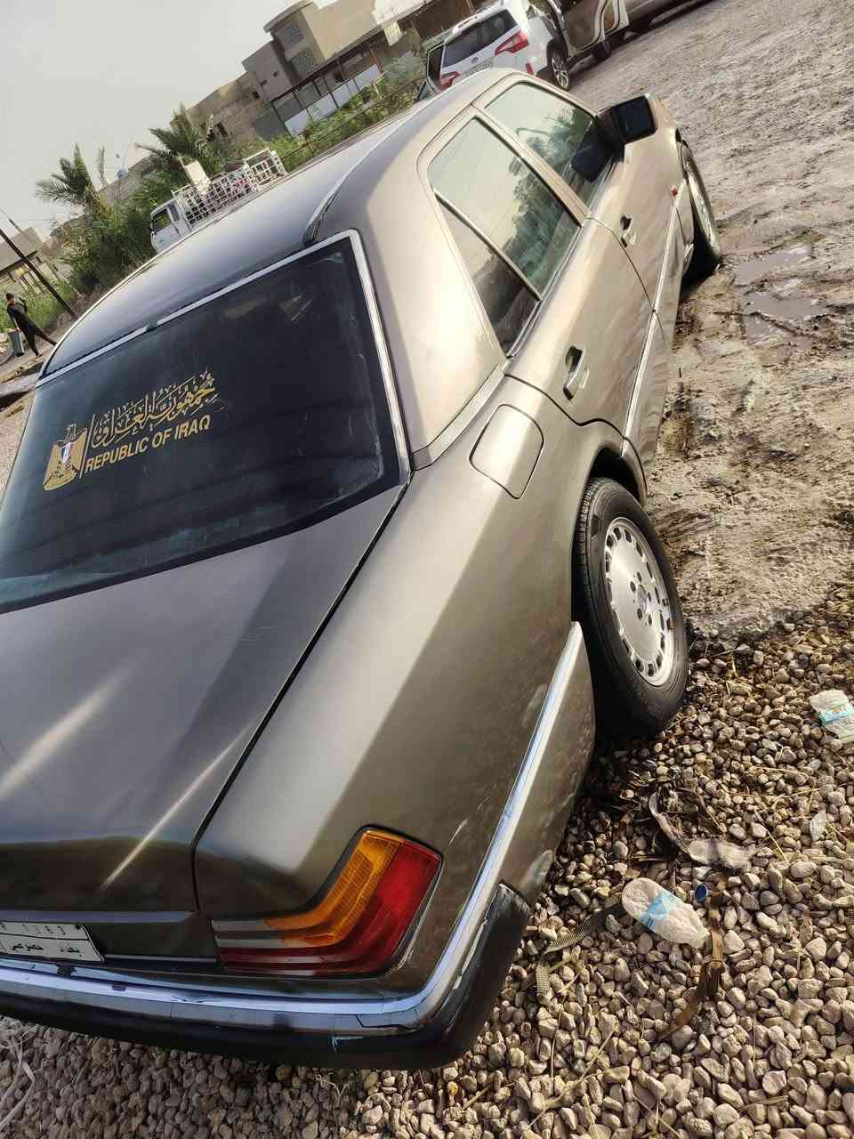 للبيع مارسدس دب
موديل 86
مكينه وكير بل كارتون
كفاله ثنين ونص بطه
شوصي وقواعد سليمات
غرفه كله جديد تبريد شغال ثلج
سنتر لوك شغال
ربع جام كهربائي 
تخم تاير جديد حداديه وره وكدام خير من الله 
رقم بغداد تحويل ثاني يوم
مكاني ديوانية قضاء المهناويه
سعره 46
***********
***********
