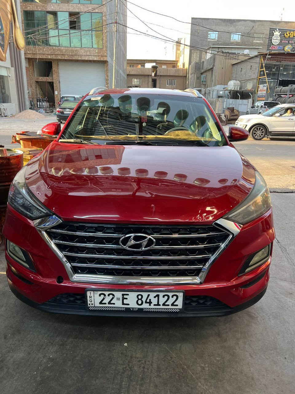 سلام عليكم 

توسان أمريكي موديل 2021

حادثها موضح بالصور وسونار جديد
محرك GDI تجفيت  درجه اولئ

السياره فول مواصفات عده الفتحه

ماشيه 62000 ميل

كشنات تدفئه

تبريد ثلج 

تشغيل بصمه

أبواب بصمه 

شاشه كبيره 

كأمره دواره 

تحكات ستيرن

كشنات كهرباء 

وباقي مواصفات المعروفه

السعر 170 وبيها مجااااال

للاستفسار ***********
 *********** 

مكان السياره كربلاء
