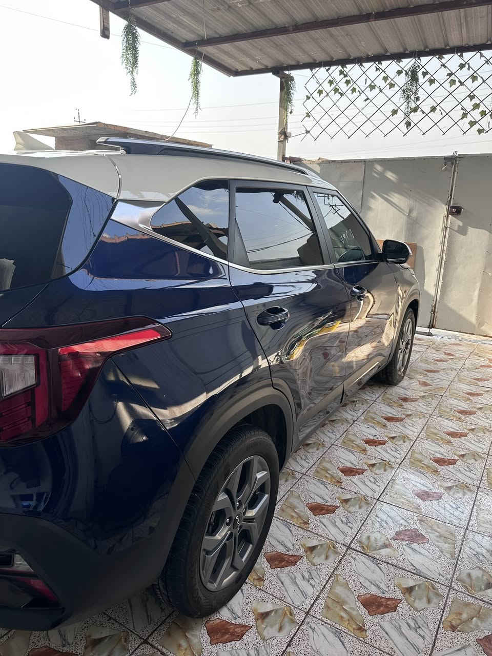 سلام عليكم سياره سليتوز 2024دخول جديد تبديل قطعه وحده بس بنيد وصبغ جاملغ اليمن ماشيه 9850مكينه 2000سعر 155وبيه مجال ***********
