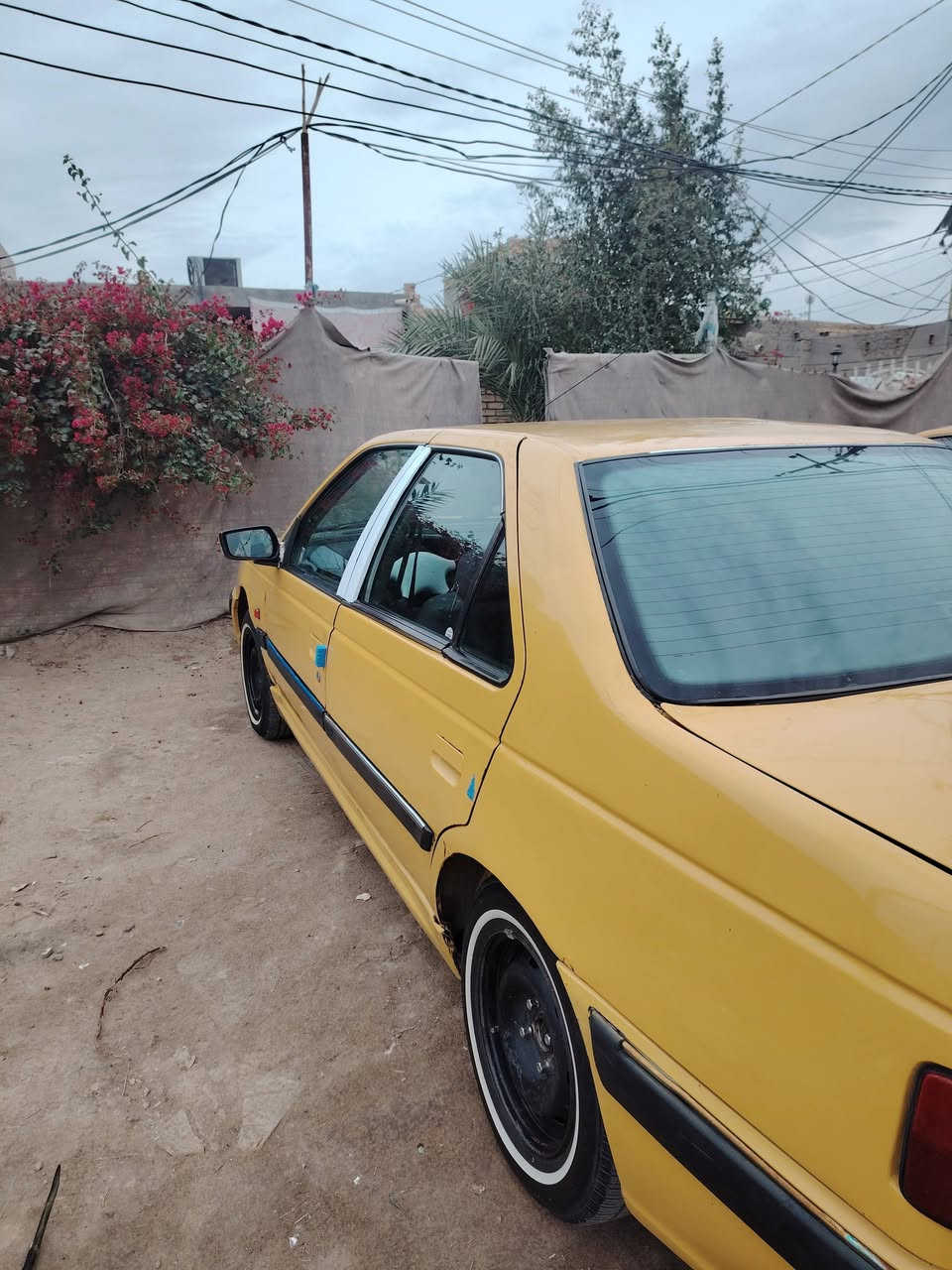 بيجو البيع السياره جاهزه من كلشي كير محرك تخم تاير
سويته 27 هيه وخرامات مصفره
السعر ٣٥$ وبيه مجال بصيط
العنوان الدوانيه
التواصل ***********
