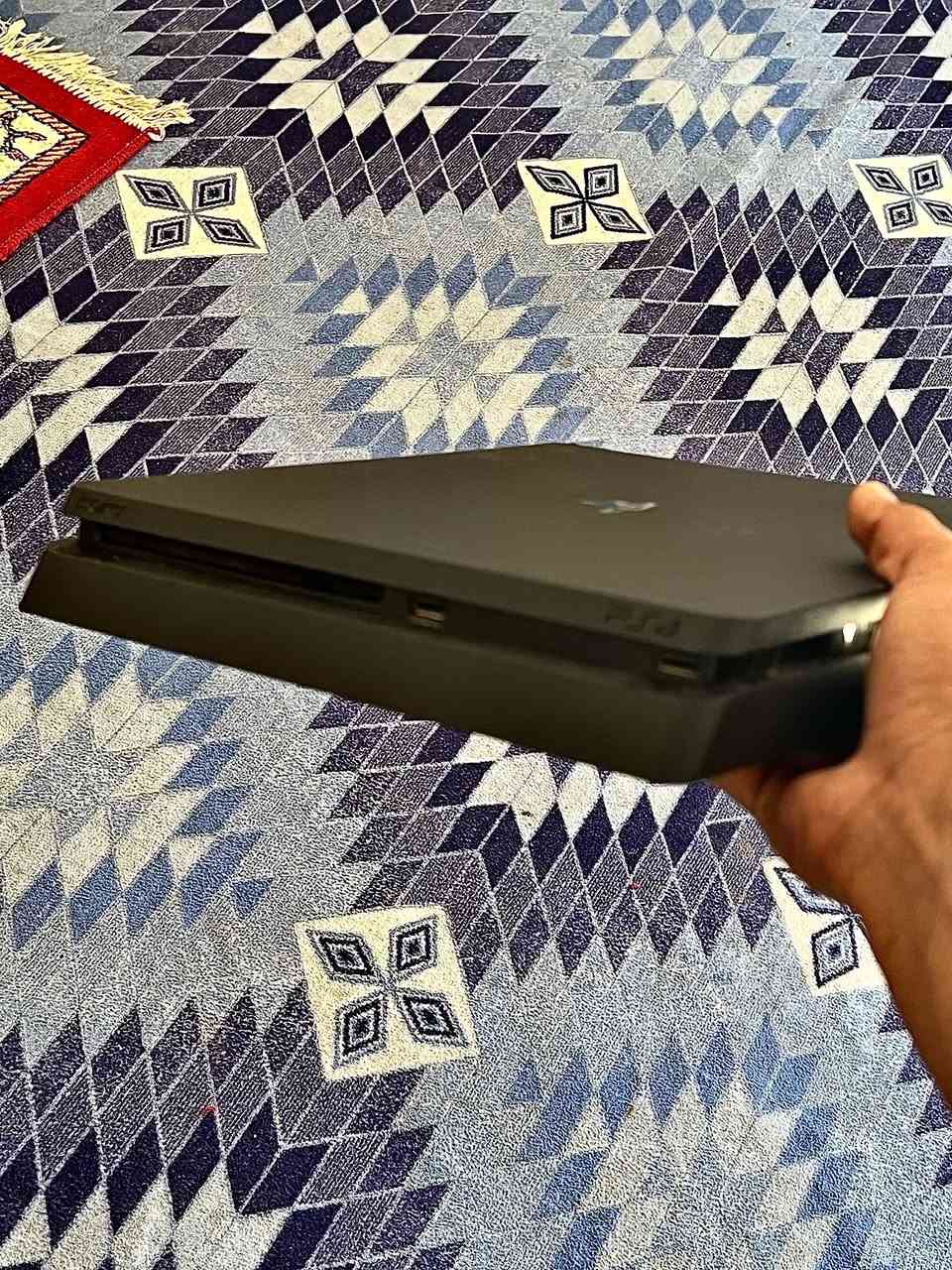 Ps4
ذاكره 500
نضام 11:00
مهكر قرص افضل نضام لتهكير 
جوستكات 3 
العاب 8
ضمن العاب نشارتد ارث مفقود 
GTA 5
Ps 26
باقي العاب كما موضح ب صوره 
سعر خاص


**إذا كنت صاحب هذا الإعلان وتريد حذفه لأي سبب، رجاءا أرسل رسالة إلى الدعم الفني**