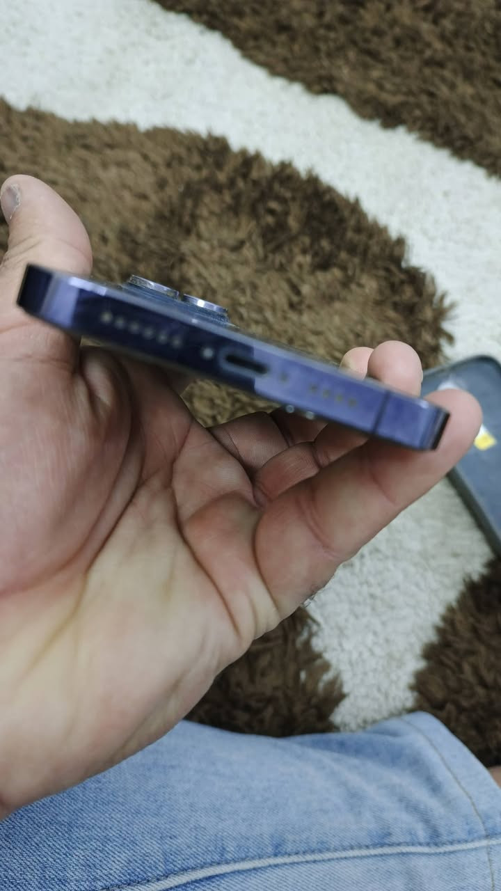 سلام عليكم عندي جهاز ايفون 14 برو ماكس بنفسجي جهاز جديد شخط مابي بطاريه 83 800 سكن بغداد البلديات ***********
