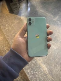 آيفون ١١ العادي ذاكره ١٢٨  بطاريه ٧٧  الجهاز مكفول كفاله  ويه كارتون م...