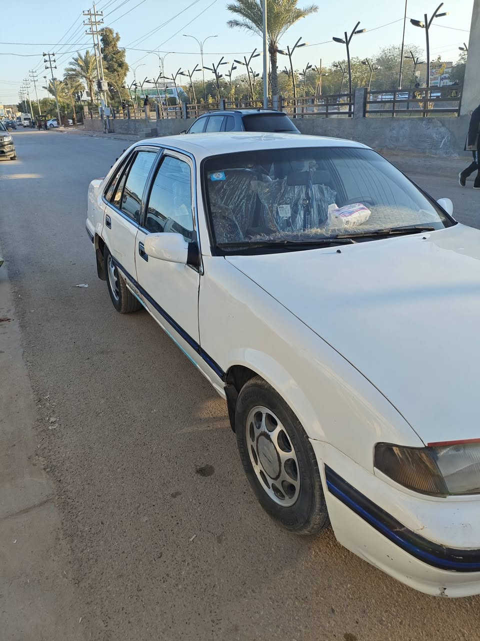 سلام عليكم دايو برنس للبيع موديل ٩٥ رقم بغداد مشروع وطني سنويه ٢٠٢٨ ..كير اوتوماتيك محرك مفتوح صدر تخم تاير كهربائيات كلها شغاله تبريد ثلج ❄️❄️سياره حلوه داخل كله جديد اناره دشبول وكشنات.. مسجل سماعات مضخم صوت ..وخارج سياره كلش حلوه مابيها اي نقص بشرط التحويل مباشر سعره ٤٥ وبيها مجال لطيبين العنوان الانبار الخالدية هاتف  ***********
