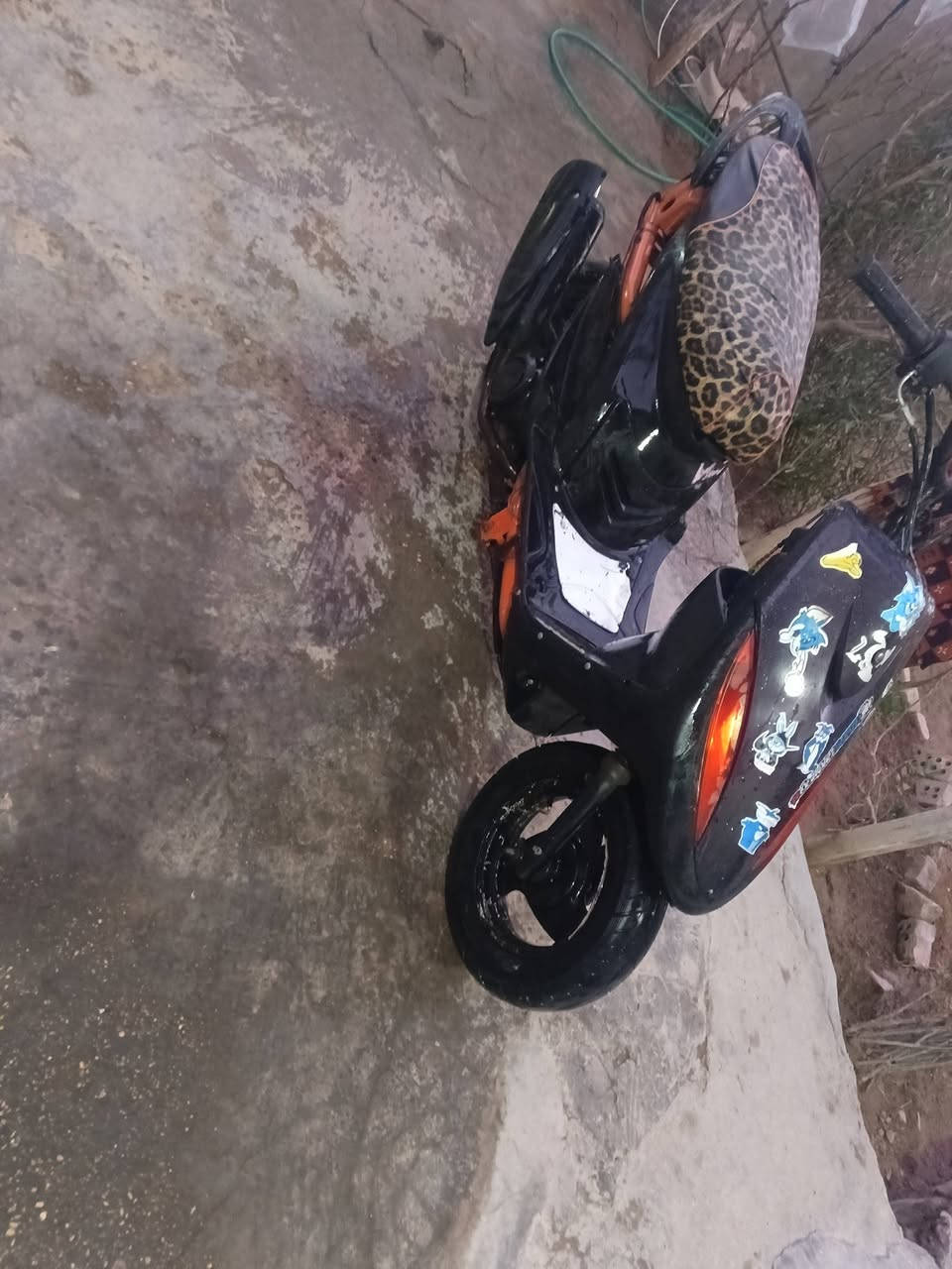 لبيع سعر 350 مكاني فلوجه بس كابريتر تخربط مكينه 55 
شلعه ومعدل ***********
