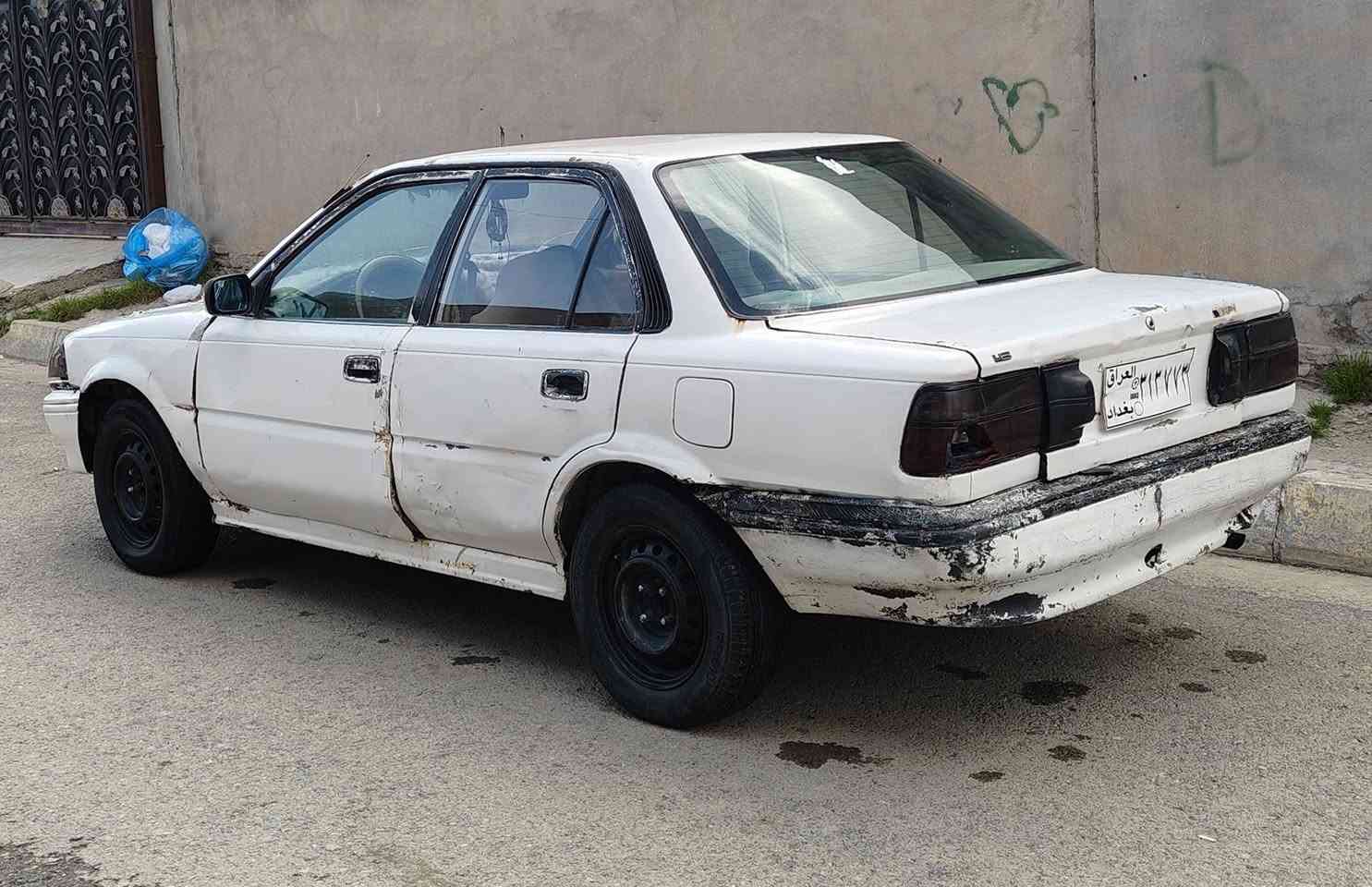 ئەم کرۆلایە بۆ فرۆشتن سعری 8 گەڵایە
***********
