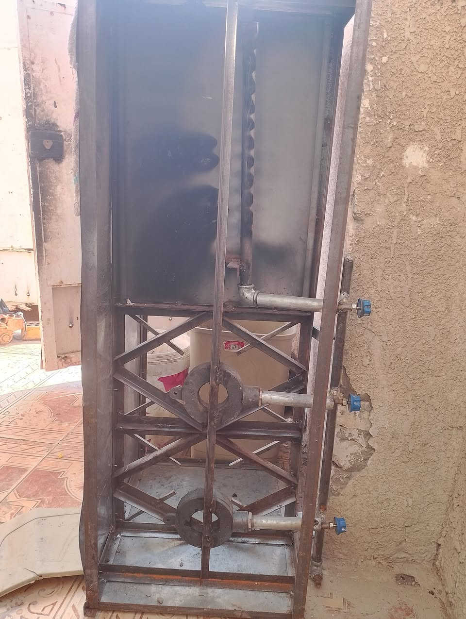 السلام عليكم
غراض للبيع نظيفة وكاملة 
كلمن وسعرها 
مكاني بغداد التاجي سبع البور 
***********
