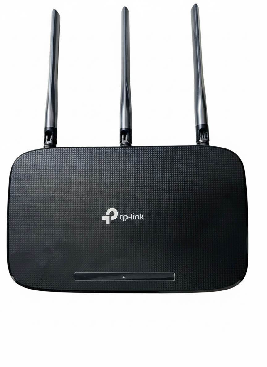 للبيع راوتر TP-Link TL-WR940N (450Mbps)
✅ 3 هوائيات لتغطية أقوى
✅ شغال 100%
✅ مستخدم فترة قصيرة جداً
✅ نظيف وما عليه مشاكل
✅ 4 منافذ LAN + منفذ WAN

📦 المتوفر: كيبل تشغيل فقط

💰 السعر: 25,000 دينار عراقي (بيه مجال بسيط)
📍 العنوان: كربلاء المقدسة
🚚 التوصيل مجاناً داخل كربلاء

للاستفسار مراسلة خاص كربلاء, العراق


**إذا كنت صاحب هذا الإعلان وتريد حذفه لأي سبب، رجاءا أرسل رسالة إلى الدعم الفني**