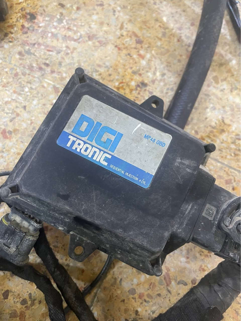 خازي ايتالي. تانكي جي سبير ٥٥ لتر كامل اشيا مةزبوتة. ***********بةشةرت. زور خاوينة أربيل, العراق
