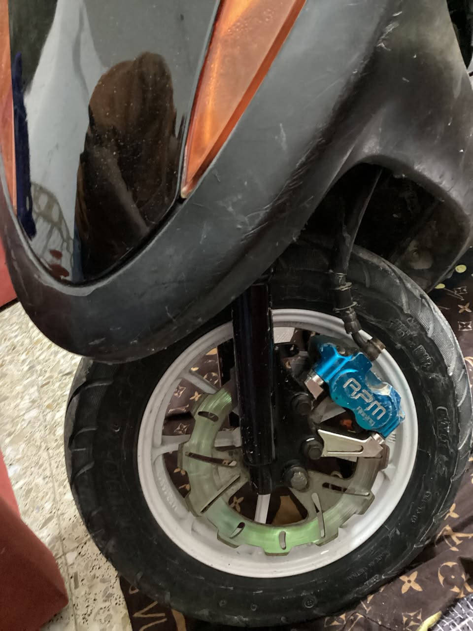 السلام عليكم ماكس عدله كامله من كلشي نقصها سلف السعر ٤٠٠ قفل مكاني بغداد الشعب وهذا رقمي ***********
