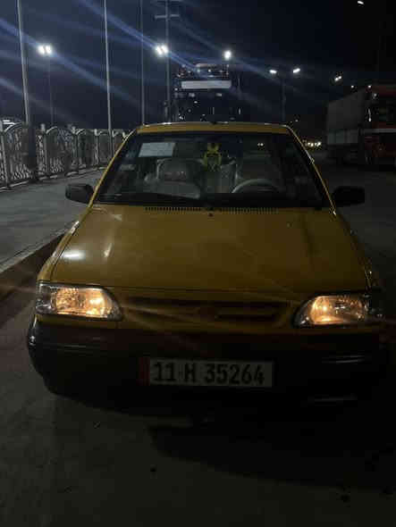 السلام وعليكم شباب سايبه موديل/2018جاهزه من كلشي كير مكينه مكفولات سياره متعوب عليه كلش والله غرفه دوشمه حراري تخم تاير جديد صدر امامي خلفي جديد سياره وضع شركه لا ضربه لا صبغ لا تبديل كفاله عامه من كشي هورن براد بيه ينباع وياهه وهورن سيدان اصلي سياره مال جناي الياخذه ربع ميصرف عليه مكاني بغداد مرور التاجي سعر 50 وبيه مجال كلشش قليل رقم الهاتف
*********** 
التوفيق لجميع ياربي🥰❤
