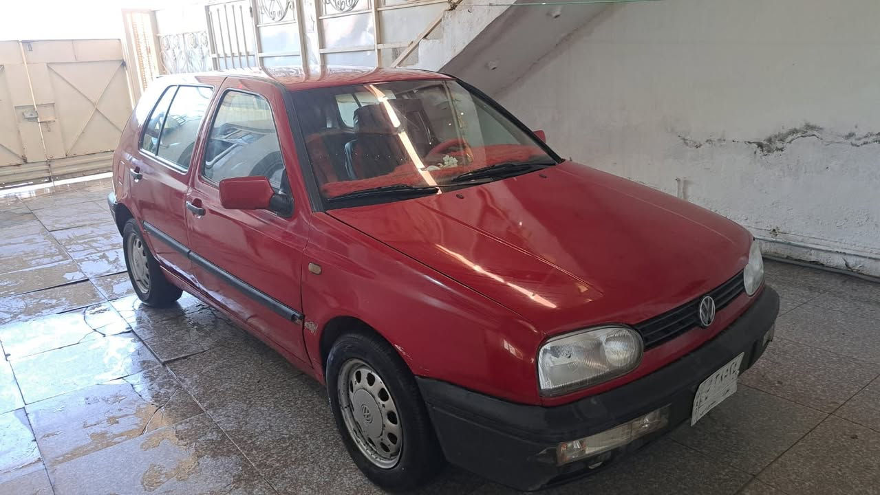 السلام عليكم ✋
من رخصة الادمن 
كولف للبيع
1994
4 سلندر 1800cc دوش 
كير أوتوماتيك 
صبغ عام 
ضرر الصندوق فقط 
السيارة خير من الله ناعمة ومرتبة واقتصادية كلش جناية الكولف يعرفوها سيارة برأسها حظ غرض البيع ظرف  السعر 42 وبيها مجال قليل الله شاهد صايرة عليه ب50 واسف عالاطالة مكاني المسيب  ***********
