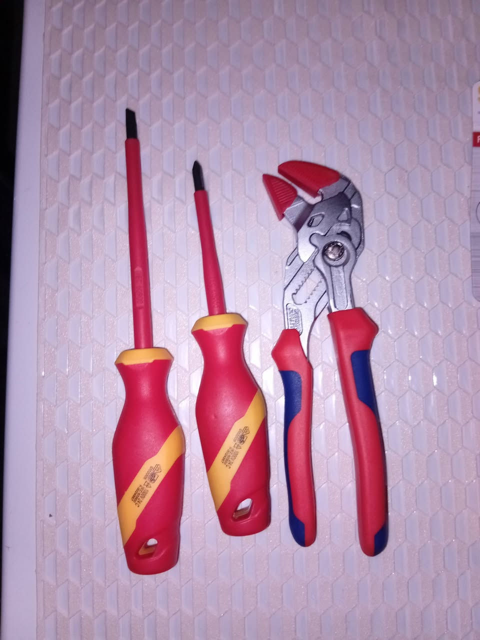 @.....


**إذا كنت صاحب هذا الإعلان وتريد حذفه لأي سبب، رجاءا أرسل رسالة إلى الدعم الفني**