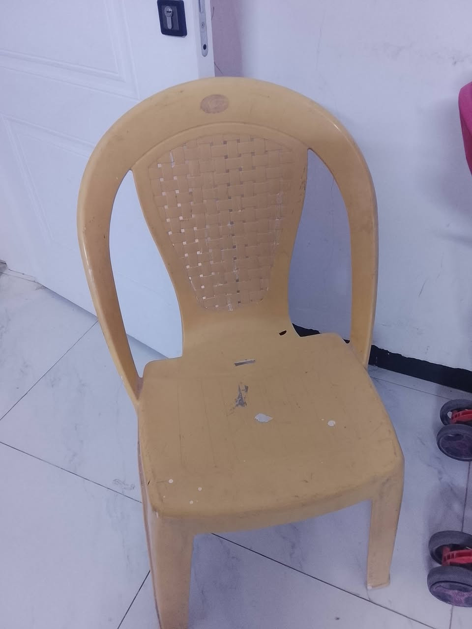 عربانة طفل  مابيها اي كسر ب١٥ الف
حجلة نضيفة جدآ ب١٥ الف 
قفص ب٥ 
مكنسة كهربائية ب٢٥ الف 
عربانة مسواك كبيرة ب١٠ 
كرسي ب٥ 
ترمز جاي عدد ٢ ب٥ 
اسفنجات كبار عدد ٢ ب ٥


**إذا كنت صاحب هذا الإعلان وتريد حذفه لأي سبب، رجاءا أرسل رسالة إلى الدعم الفني**