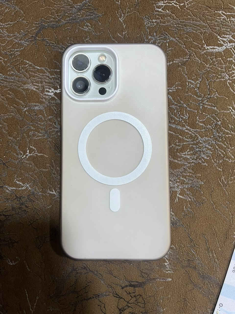 آيفون ١٣ برو ماكس ضهر مفطور و مبدل بطاريه فقط سعر ٤٥٠ بي مجال للطيبين مراوس حسب القناعه مكاني شارع عبد الرحمان حي جامعه رقم ***********
