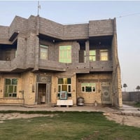 دار طابقين • 200متر بناء • 3000م على النهر