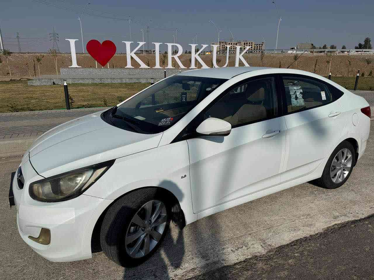 اکسنت دەمار بۆ فرۆشتن / مۆدێل۲۰۱٣سەیارەیەکی زۆر خاوێن و بێ مەسرەفە و جاهزە /  تەنها ۲ پەڵە ساردی بچوکی هەیە/ زۆرش خاوێنە ناو و دەرەوەشی / رەقەم و سەنەوی تازەیە و دەفتەر بەنزینیشی هەیە / تحویل و غرامە بەشەرت و گێر و مەکینە بەشەرت مەسرووفی تێ نیە / سعرەکەشی تەنها ١٠٥گەڵا و مامەڵەیەکی کەم . ژ.م ***********
*********** كركوك, العراق
