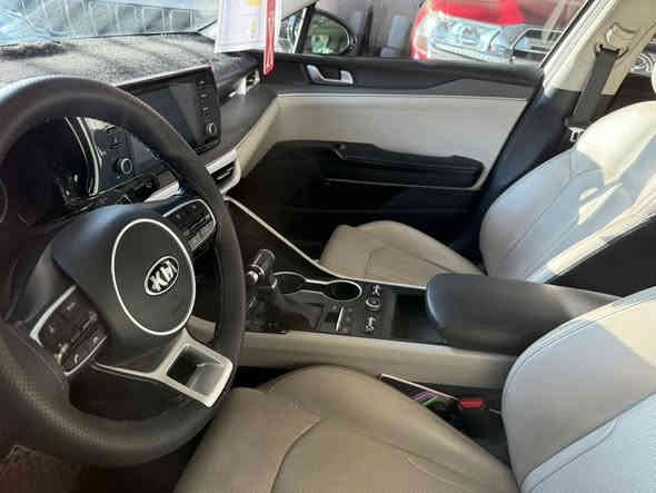 تحيه طيبه
Kia K5 كيا كي فايف

‎‼️‼️2021 خليجي
ماشيه قليل ٣٦ الف كيلو 

فووول للاخير اعلى مواصفات ✅✅

بانوراما
حساس امامي
داخل جلد بيجي
تدفئه كشنات
تبريد قطعتين
حساس خلفي
كامرا خلفيه
ابواب دخول ذكي وترحيب
جنطه ذكيه توكف يمها تفتح من كيفها
مودات قياده ٤ 
مكينه 2500
كشنات كهرباء ثنينهن
اوتو هولد 
اوتو ستارت
سايد بربك دكمه 
لايت ٤ عدسات مو ٣  زنون
كشافات زنون 
رقم اربيل شرط تحويل 
السعر 205 ورقه 
أي استفسار 
*********** حكم
مكان بغداد البياع
