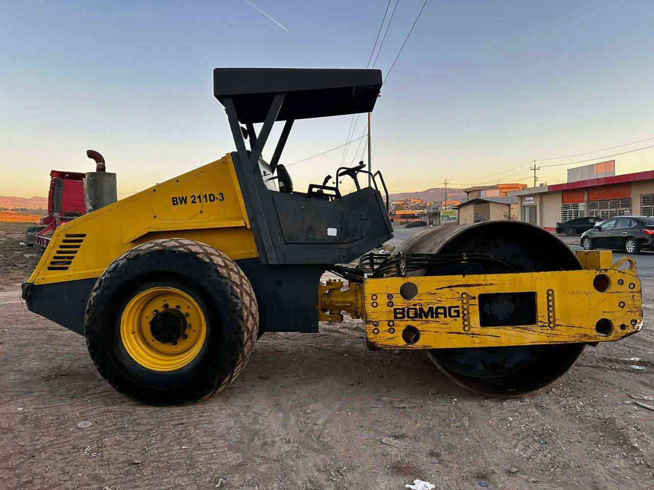 سلام عليكم حادلة بوماك 211D.3موديل 2004 منفست بصره مكاني أربيل ***********(***********
