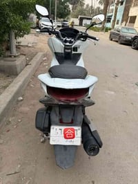 بيسي اكس        ياباني جيل ثالث      بصمه ماشيه 24الف  مرقمه بغداد    ...