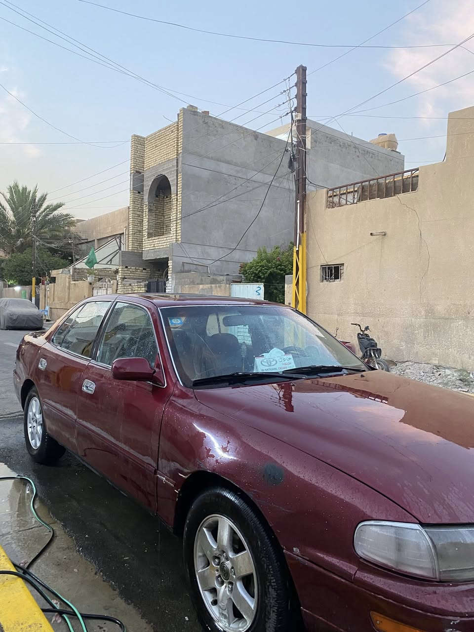 السلام عليكم كامري موديل ٩٢ سياره جاهرة مكينة جديده بعدها تحت الضمان وكير جاهز مابي اي نقص صدر امامي وخلفي جديد كشرها نضيف وبيها رشات صبغ والتبريد جاهز  سعرها ٥٢ وبيها مجال بسيط 

الرقم ***********
 
العنون بغداد الغزالية
