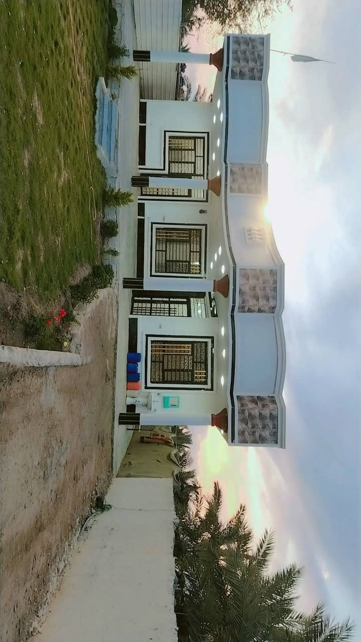 سلام عليكم بيت لبيع مساحت البيت 300متر المساحه الكل دونم اربع غرف نوم مبطخ اربعه بخمسه صاله 13متر ستقبل 9في 4بنأ حديث ارضيه كلها بورسلين جدران سراميك بيت كامل مكمل اليوسفيه شارع ثالث استفسار***********
