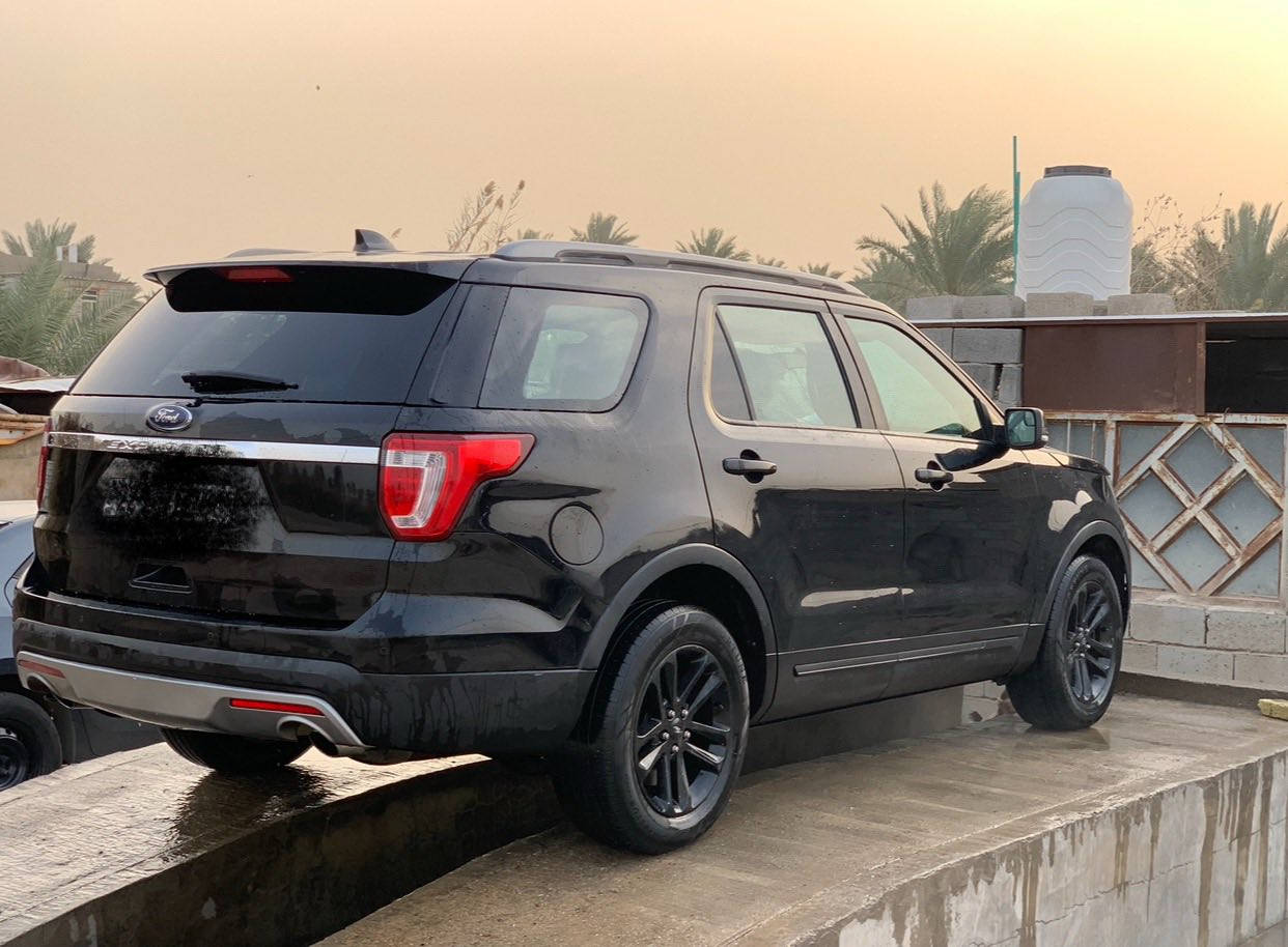 السلام عليكم
فورد اكسبلور موديل ٢٠١٧ رقم اربيل سياره نظيفة وارد امريكي مكينه ٦ سلندر 
السعر 175 وبيها مجال للاستفسار:
***********
***********
