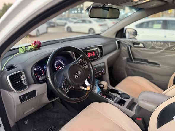 للبيع او المراوس سبورتنج خليجي   موديل 2016شكل 20مكفوله 
نص فول رقم بغداد تحويل ثاني يوم 
مواصفات 
تحكم جهتين بلاجكتور دفع رباعي ويل كب اشاير بلمراه محرك 2000مكفول من الفتح وتنقيص وتبخير 
دواخل لونين وبعد بيه مواصفات اخرى
الاستفسار الاتصال على ‏‪***********
