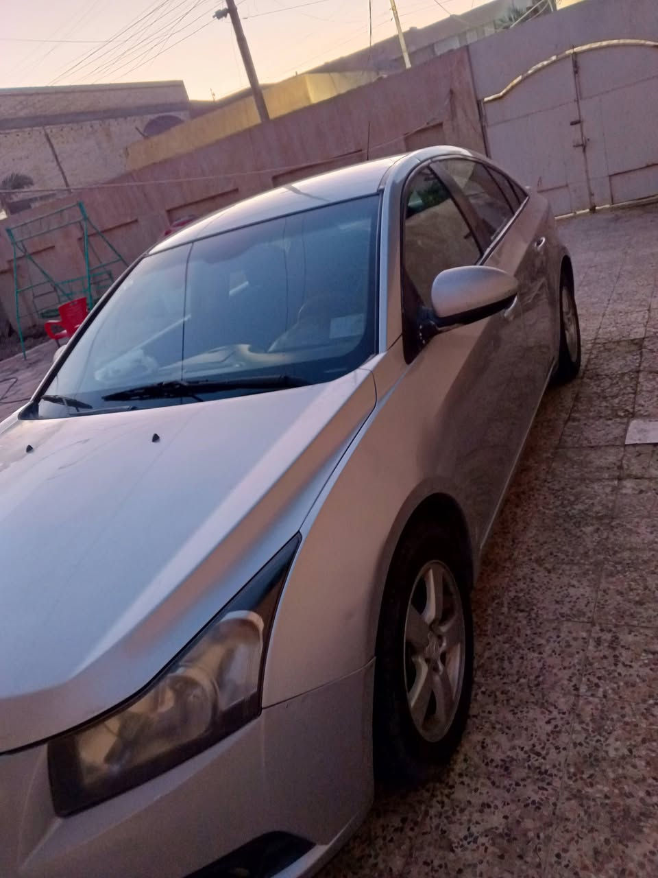 السلام عليكم شفروليه كروز ٢٠١٢ خليجي محرك ١٨٠٠ رقم بصره باسمي السياره نظيفه مال بيت السعر ٨٤ ورقه وبيها مجال قليل  تواصل ***********
