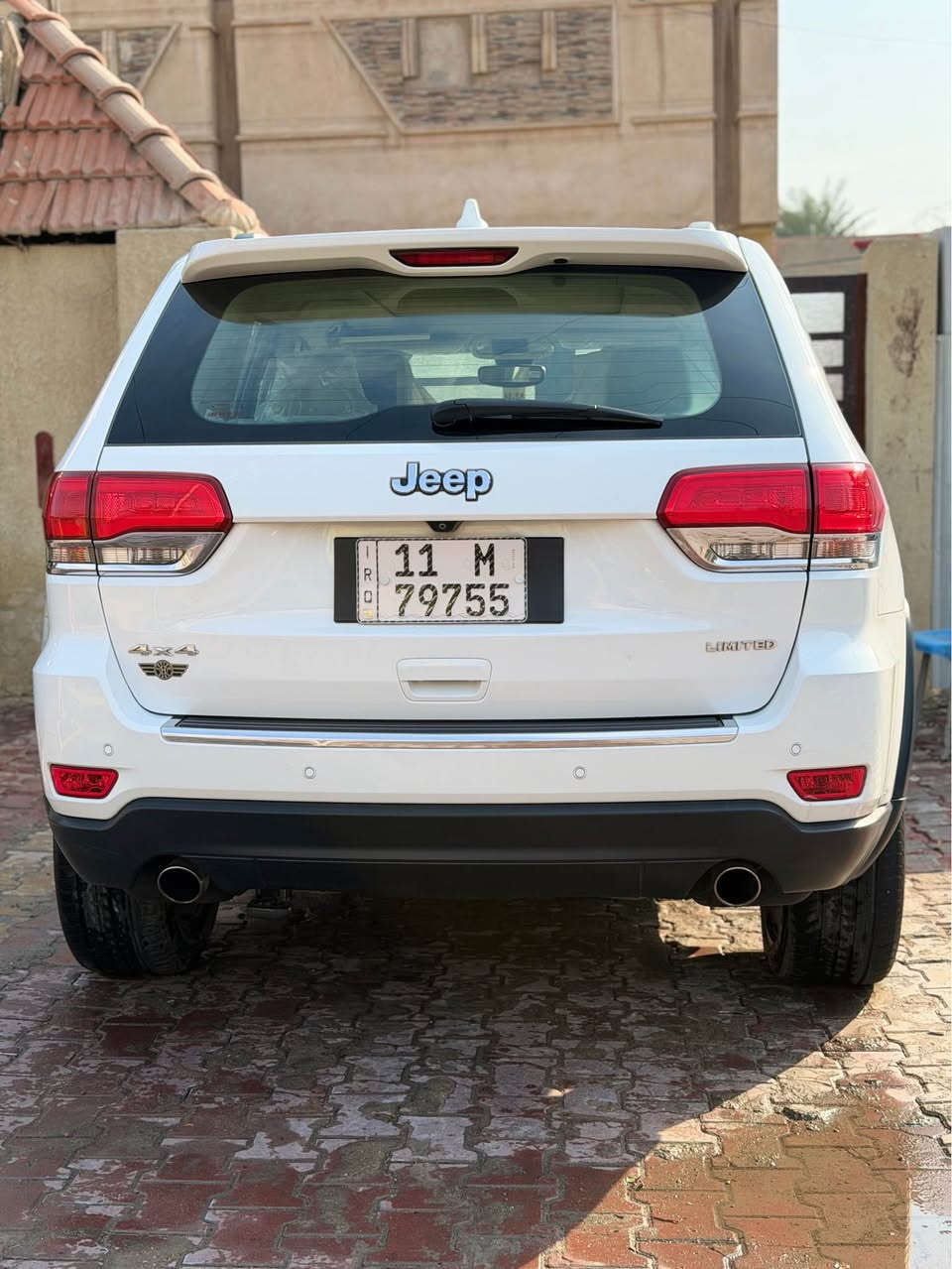 السلام عليكم سياره جيب خليجي 2018 ماشية 58 سياره جديده بأسمي فول موصفات لمتد واحد على واحد كشنات امامي خلفي تبريد وتدفى حساس امامي خلفي  كراسي كهرباء جنطه جكات  سياره هواي بيها موصفات صدر جديد كله جديده السعر 23500  وبيها مجال بغداد الكاظمية
***********
*********** بغداد, العراق
