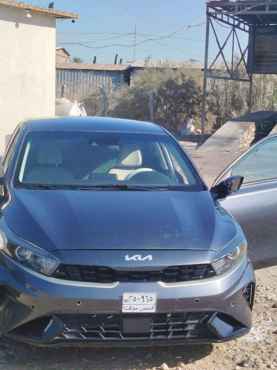 السلام عليكم سياره فورتي موديل 2023 ضررها بنيد تبديل وجانلق تبديل امامي سياره حره مكينتها الفين مكان السياره السماوه مركز المدينة وترهم مراوس ل الاستفسار الرقم ***********
