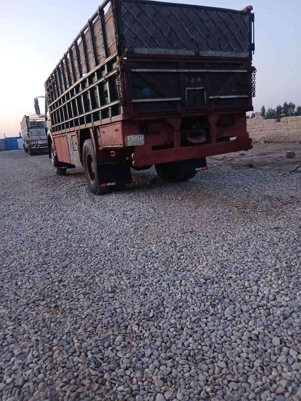 البي ٧٥ للبيع مكينه ٢٥ كير ١١٠ 
سنويه باسمي 
***********
