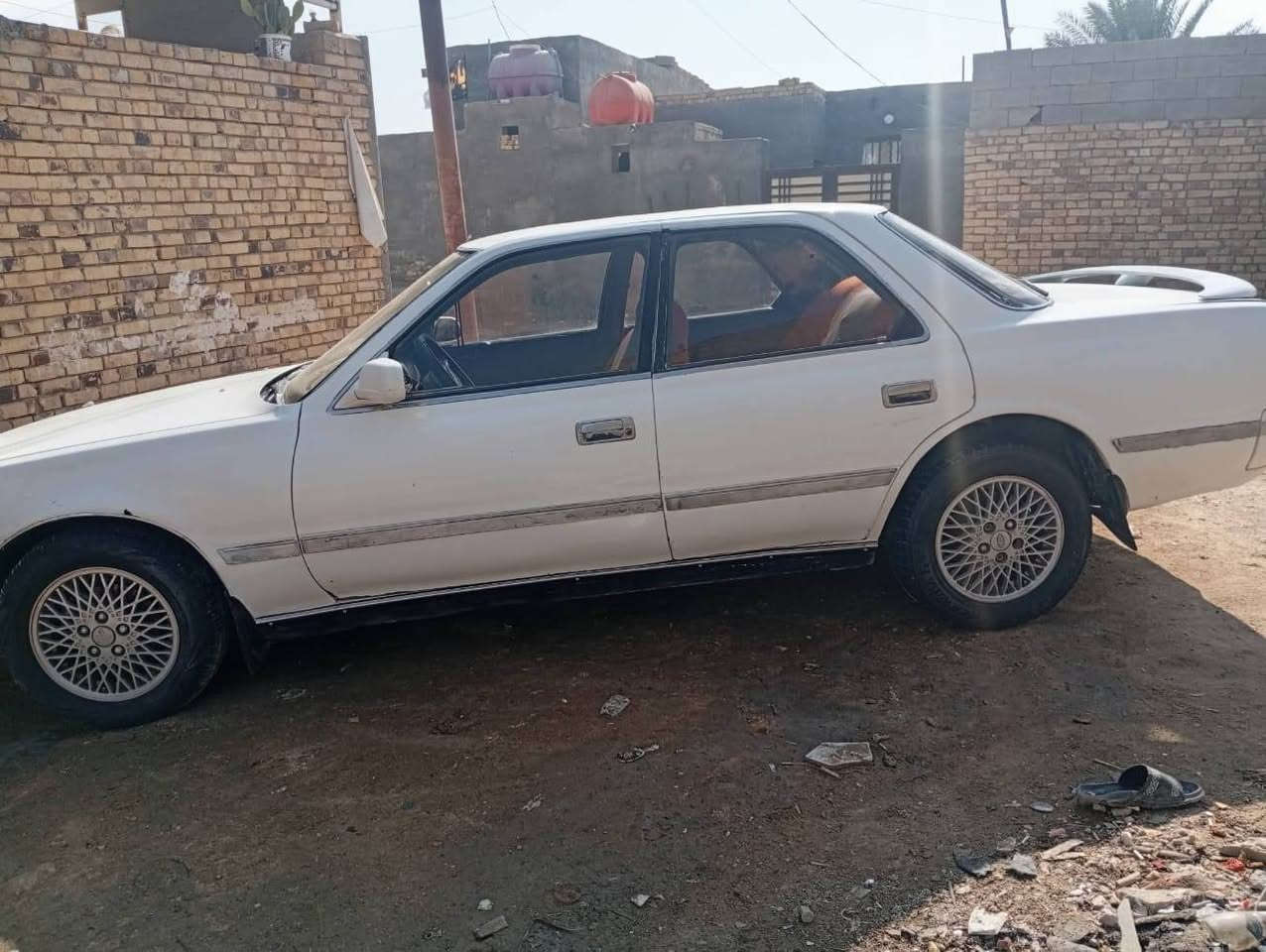 سياره كرسته مصطره موديل ١٩٩١ رقم بصره مشروع وطني مكينه وكير ونجي جديد حداديه ٨٠ بل ميه تبريد مكفوله من العيب الشرعي السعر ٣٨ رقم الهاتف ***********
