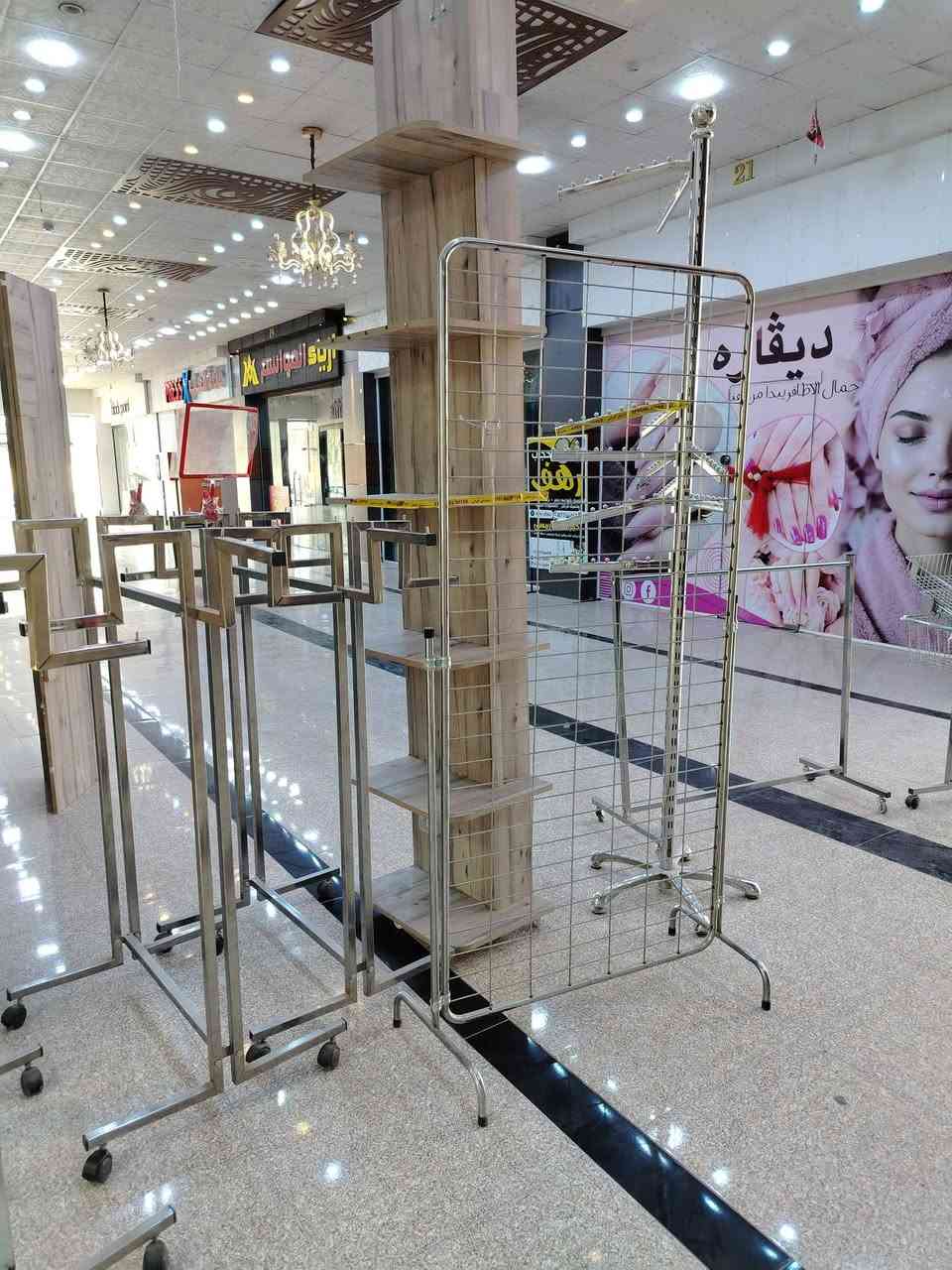 بلاش بلاش تصفية محل
اثاث وديكور كامل للبيع
مكاني كركوك لاستفسار ***********
او مراسلة الخاص وتدلل
