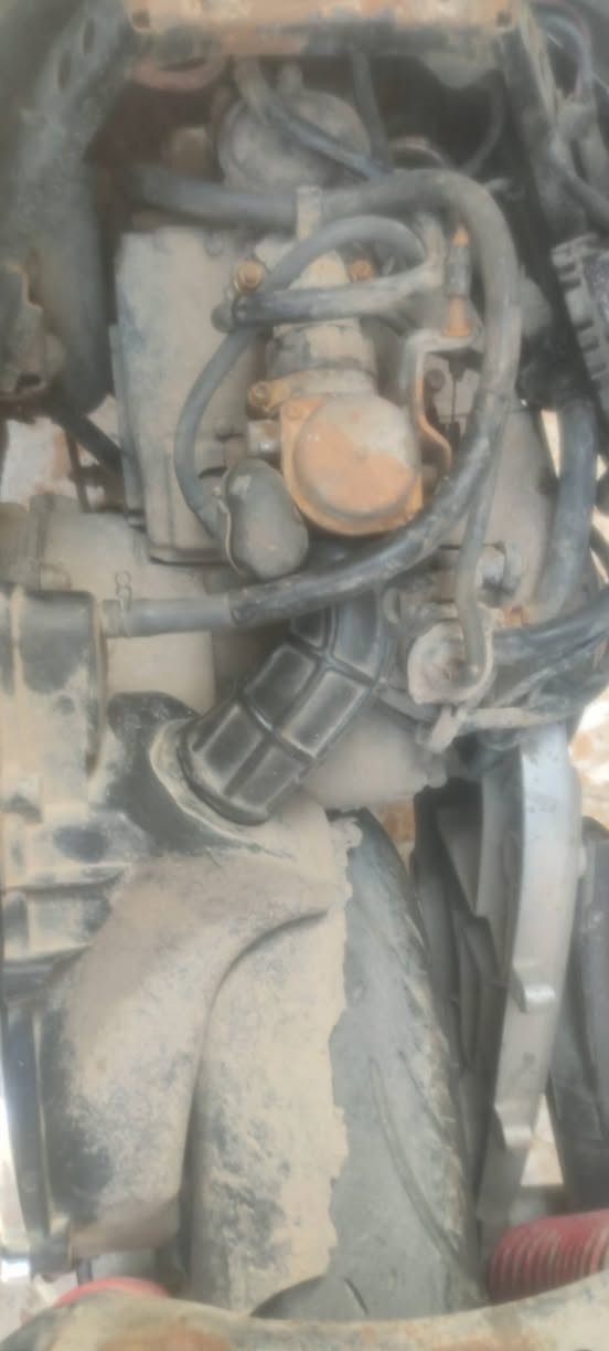 سلام عليكم دراجة سكنز فحل كابريتر دراجة دير سلف بس ماجاي تشتغل ابيع كوم حديد ٣٥٠ قفل بغداد الحسينية ***********
