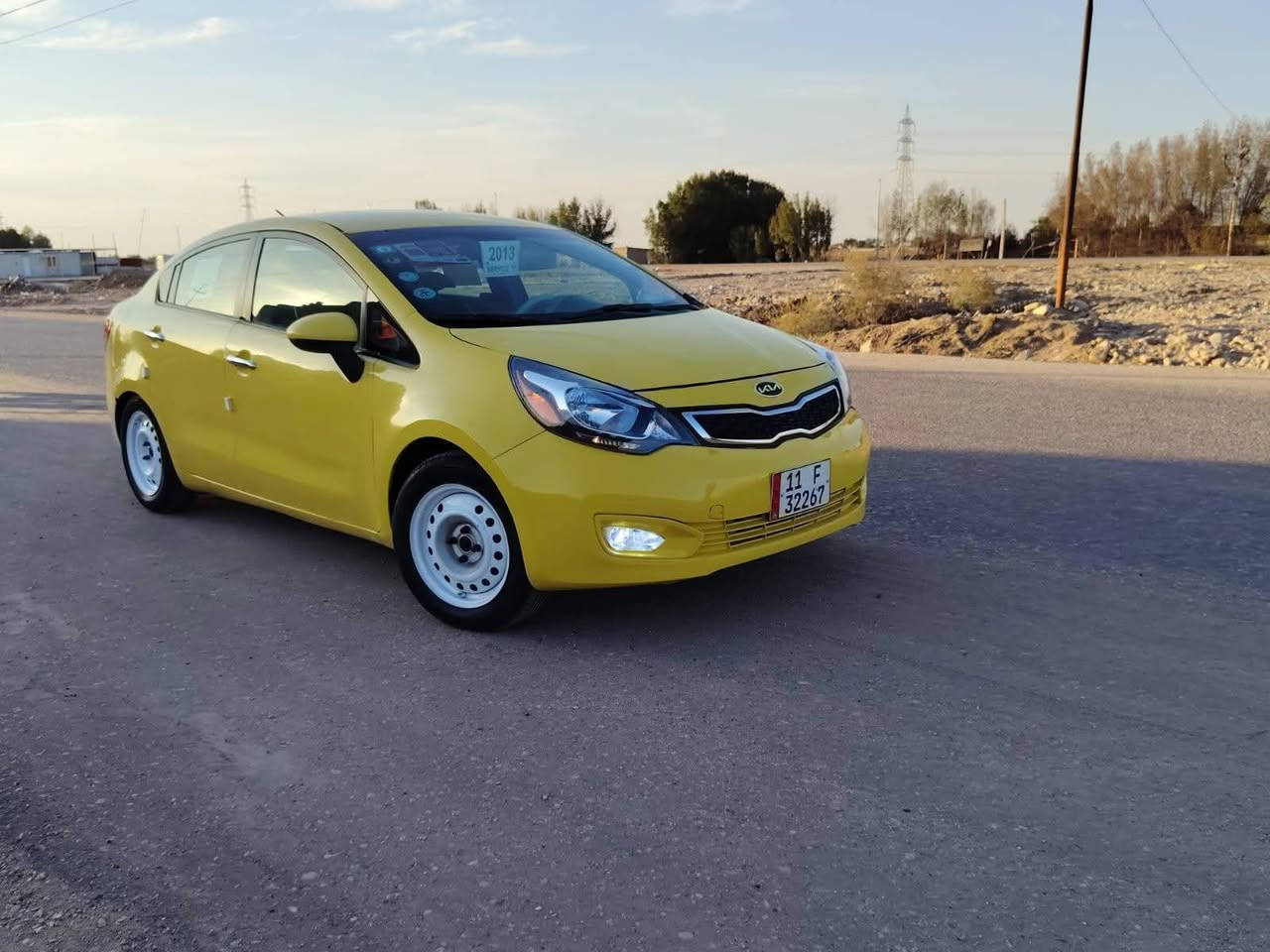 كيا ريو 2013امريكي سياره جديده مابيها اي نقص مكفوله من الضربه والمعجون رقم بغداد دولي مصفره هيىه كامله السياره السعر 80وبيها مجال العنوان الدوره هور رجب رقم 
***********
