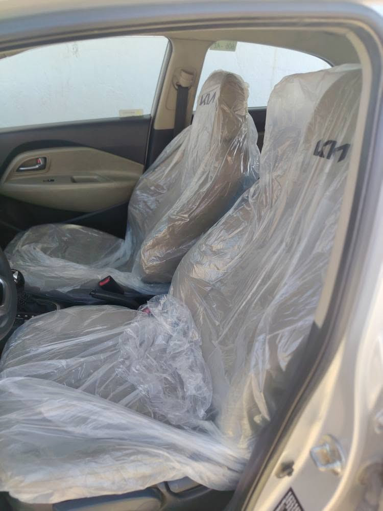 سلام عليكم كيا، ريو هاتشباك خليجي موديل 16 محرك 16 دوش المرغوب كير تبريد تدفئه خير من الله رقم اربيل بطاقه بانزين موجود بيها ممشاها 131 km سياره باسمي تحويل ثاني يوم ضرر سياره ثلث قطع كلير بدون حادث بدون قطره معجون اثر شخوط من الخليج مع مكانين بارد وبيها جراد بلقماره والبنيد  سياره مابيها اي نقص حداديه تايرات جام امامي هزه كله جديد سنويه لنهاية 2028 السعر 85 بي مجال بسيط لشراي مكان السياره كركوك رقم التلفون *********** كركوك, العراق
